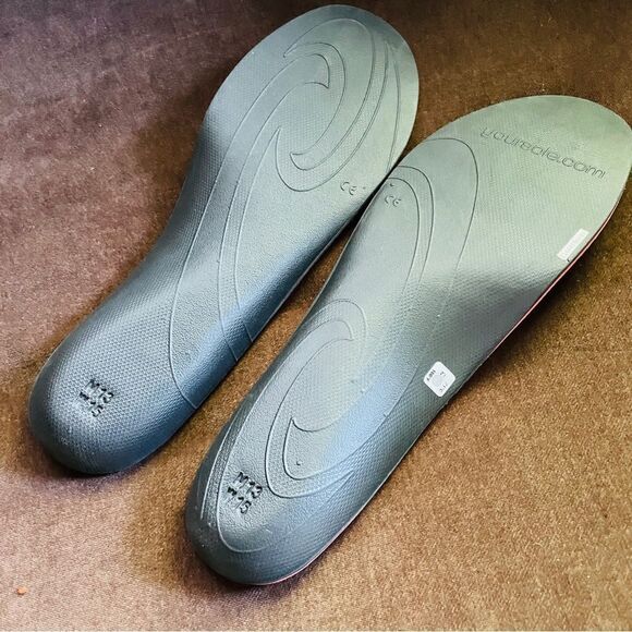 New SOLE replacement running walking insoles black red mens 13 US trimmable - Picture 2 of 3